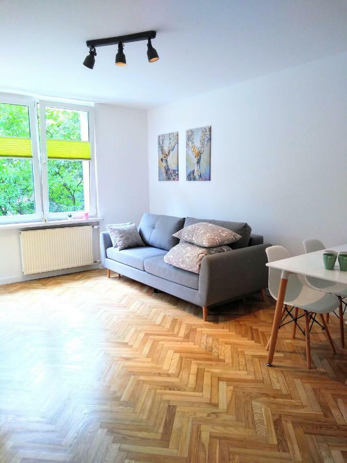 Chill & Explore By Cooee Apartments Varsóvia Exterior foto